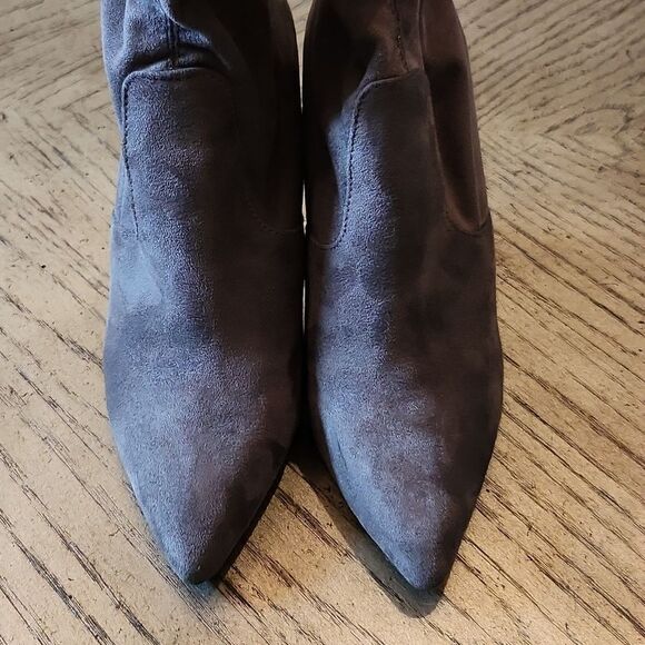 Steve Madden gray Suede high boots size 7 - Picture 12 of 15